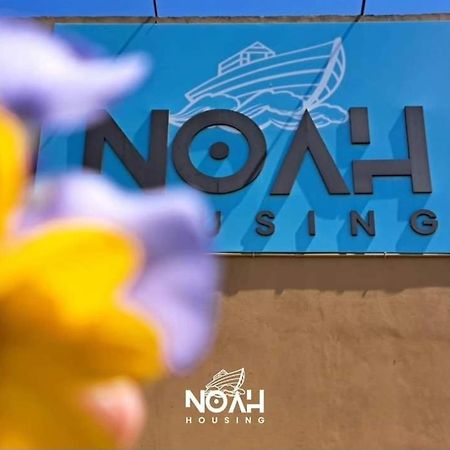 Хостел Noah Housing Санто-Томе Екстер'єр фото