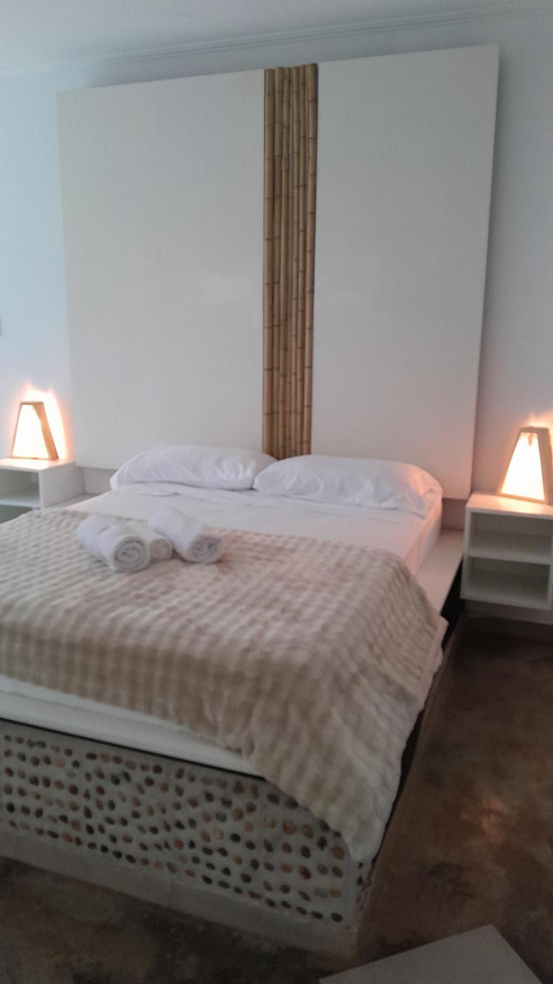 Хостел Noah Housing Санто-Томе Екстер'єр фото